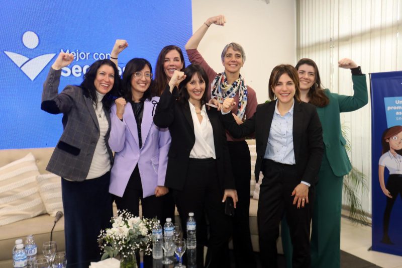 Superadoras, seguros para mujeres